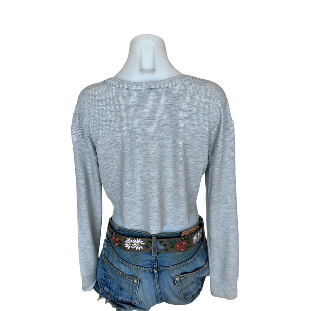 Revolve Grey Henley Crop Top SMALL Thermal Waffle Heathered Athleisure $100 NEW - Picture 5 of 6